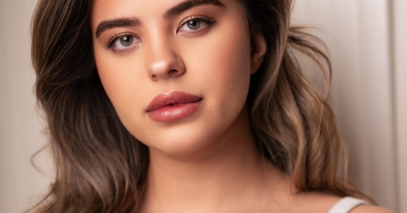 Maria More age: How old Is the actress in Caught in the Act?