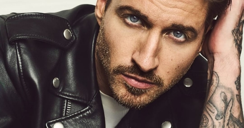 Travis DesLaurier age: The real answer about how old he is 3 Why is Travis DesLaurier age trending?