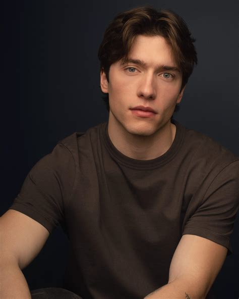 What Is Ben Armstrong’s Height?