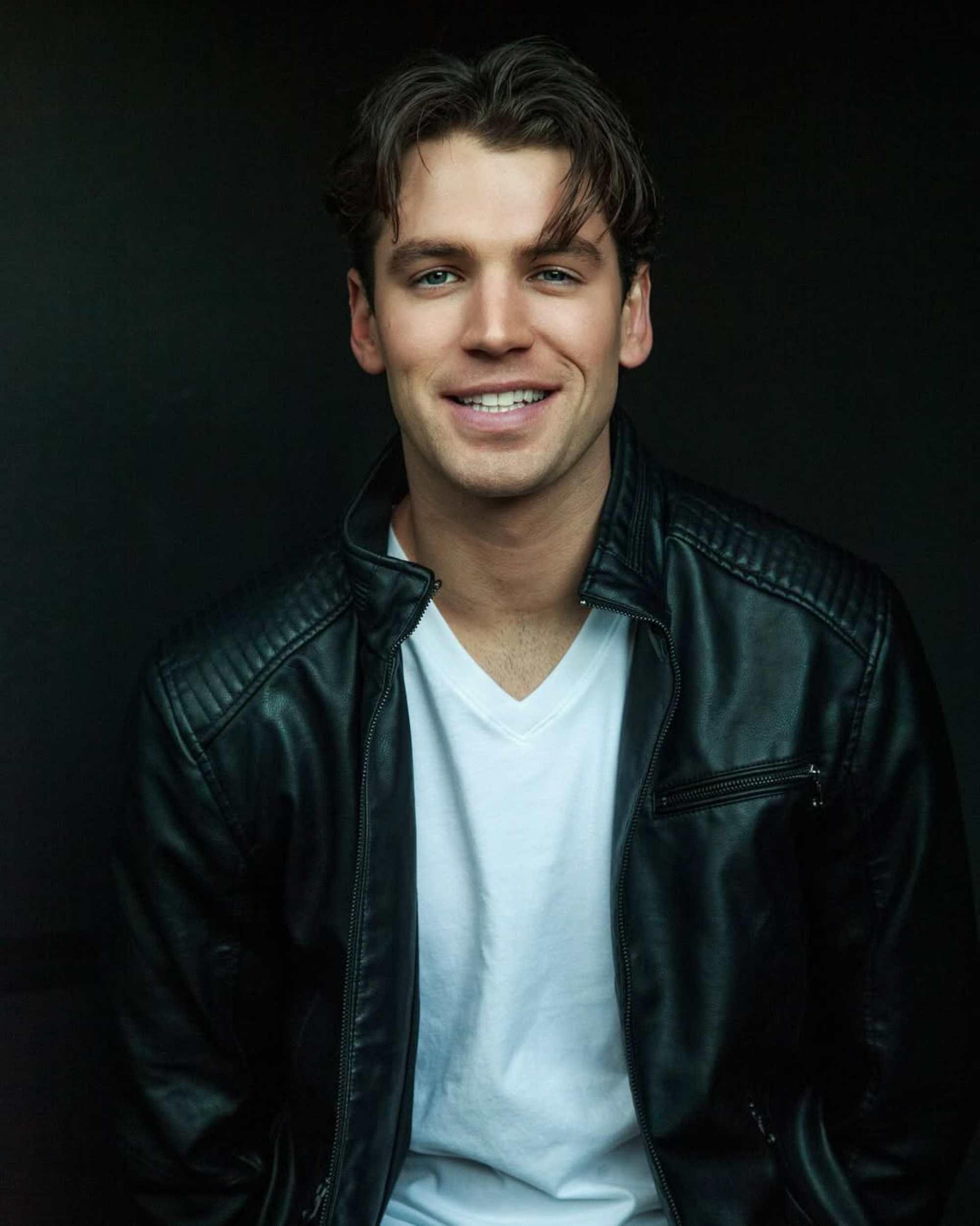 Noah Fearnley Wife: Is He Married?
